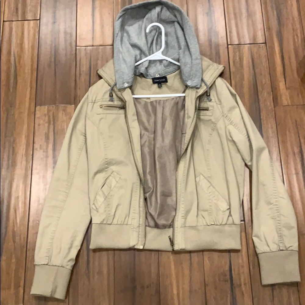 Bomber jacket with hood